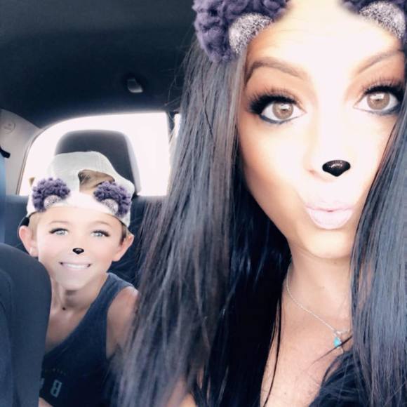 Meet your Posher, Stephanie - Picture 1 of 1